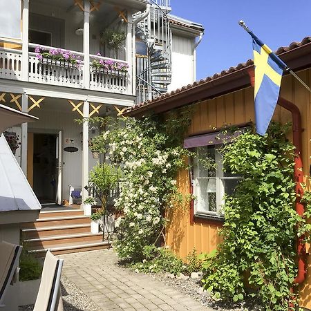 Lilla Hotellet I Nora Nora  Exterior photo
